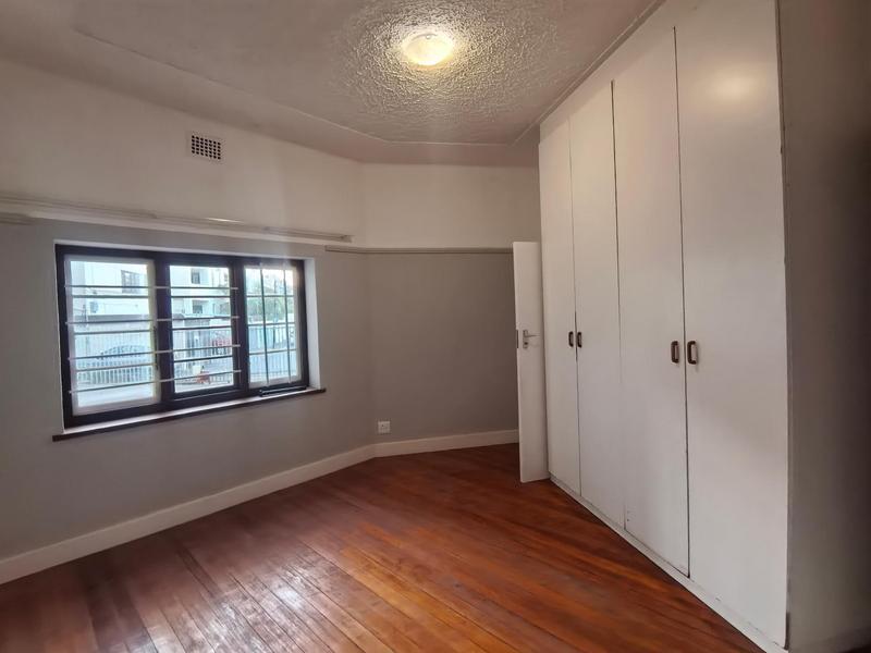 To Let 2 Bedroom Property for Rent in Green Point Western Cape